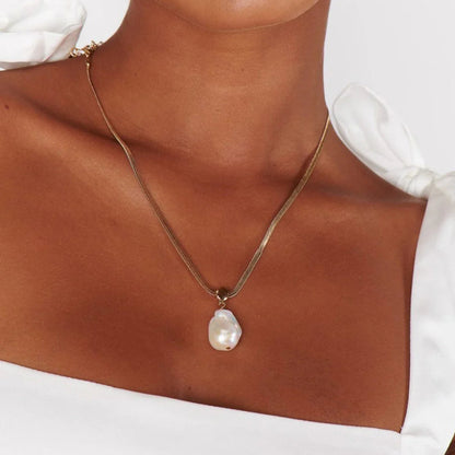 [GALE]Glorietta Herringbone Pearl Necklace