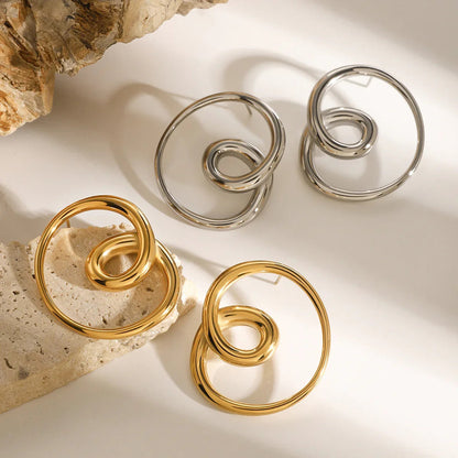 [GALE]Angelique Golden Twist Earrings
