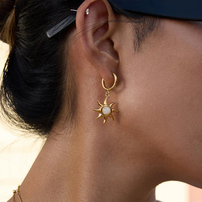 [GALE]Helia Sun-shaped Moonstone Earrings