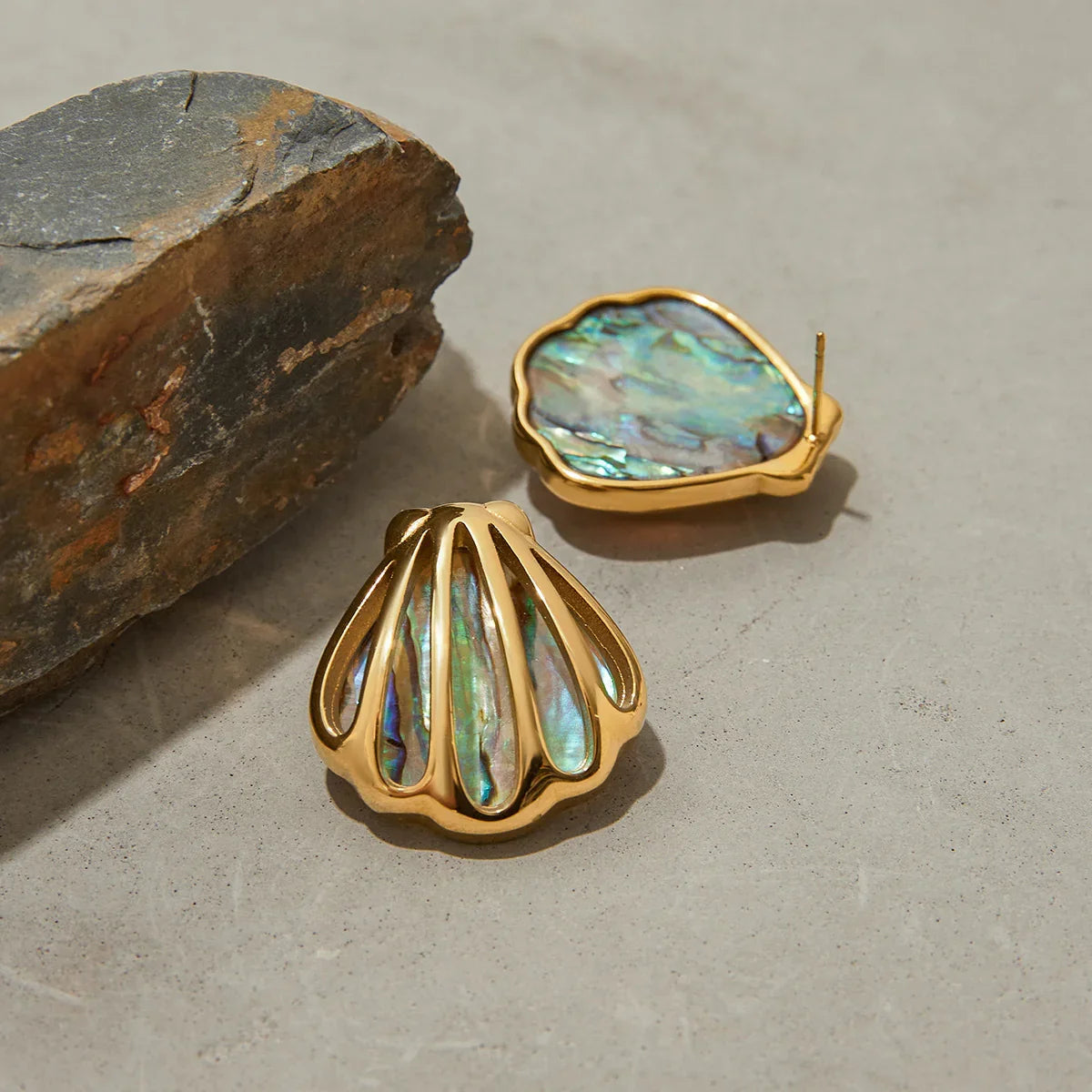 [GALE]Nixie Gold Seashell Earrings