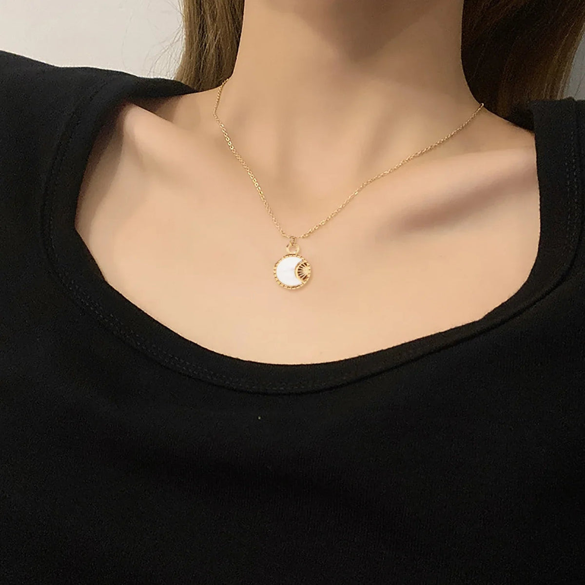 [GALE]Brooklyn Freshwater Pearl Necklace
