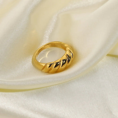 [GALE]Amaia Gold Croissant Ring