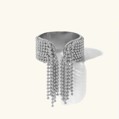 [GALE]Krystelle Gold Tassel Ring