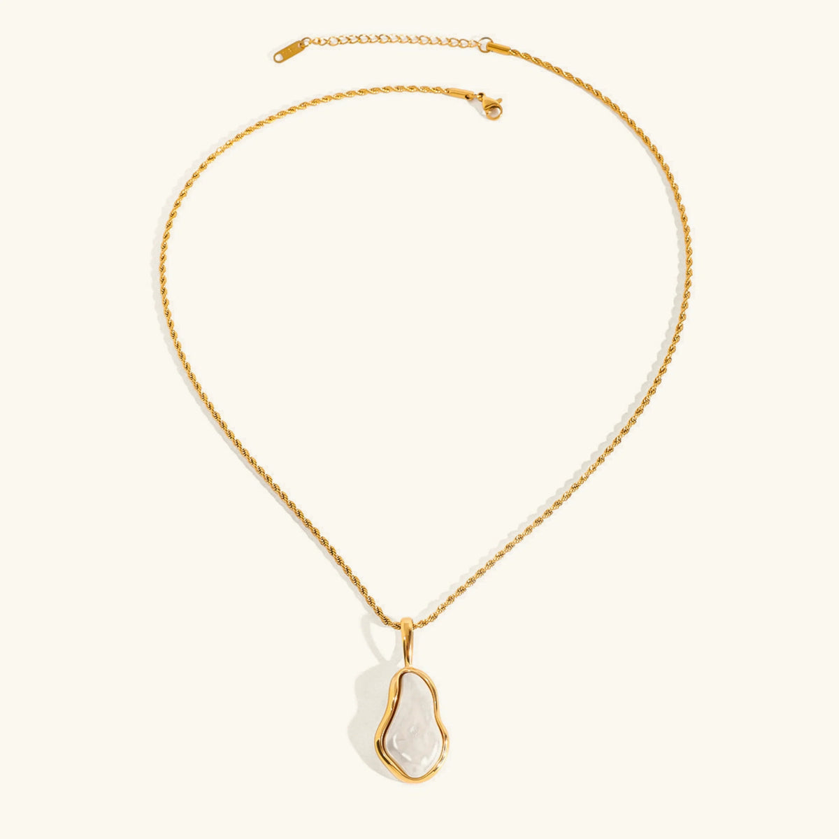 [GALE]Marjorie Freshwater Pearl Necklace