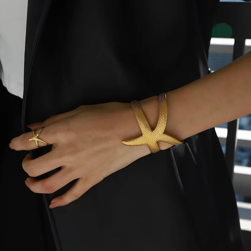 [GALE]Annika Gold Starfish Cuff