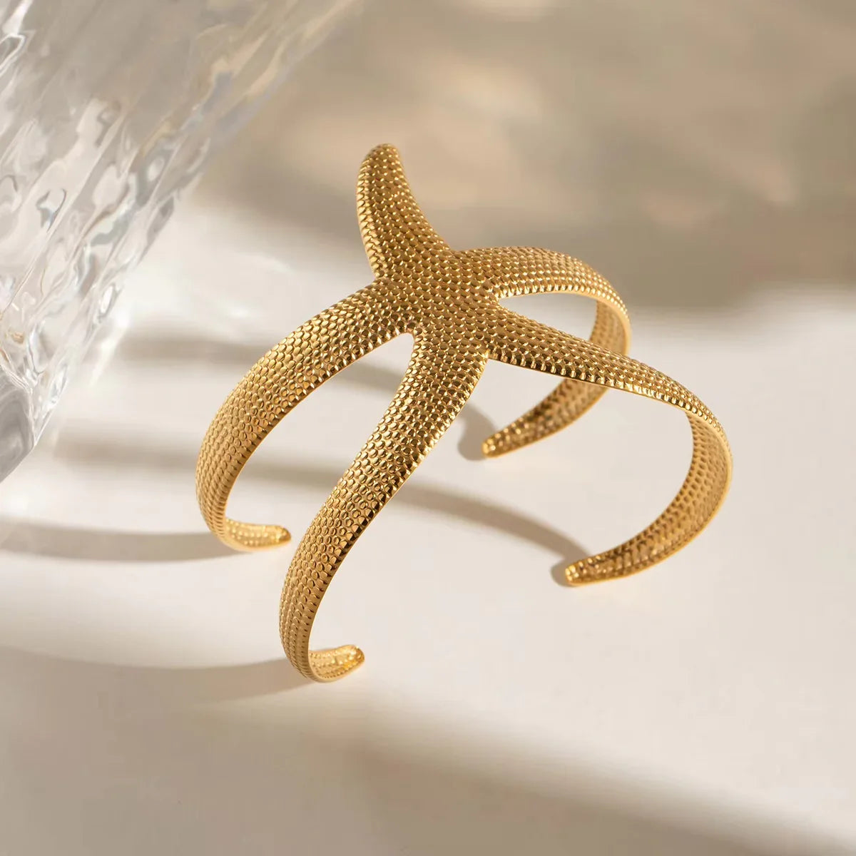 [GALE]Annika Gold Starfish Cuff
