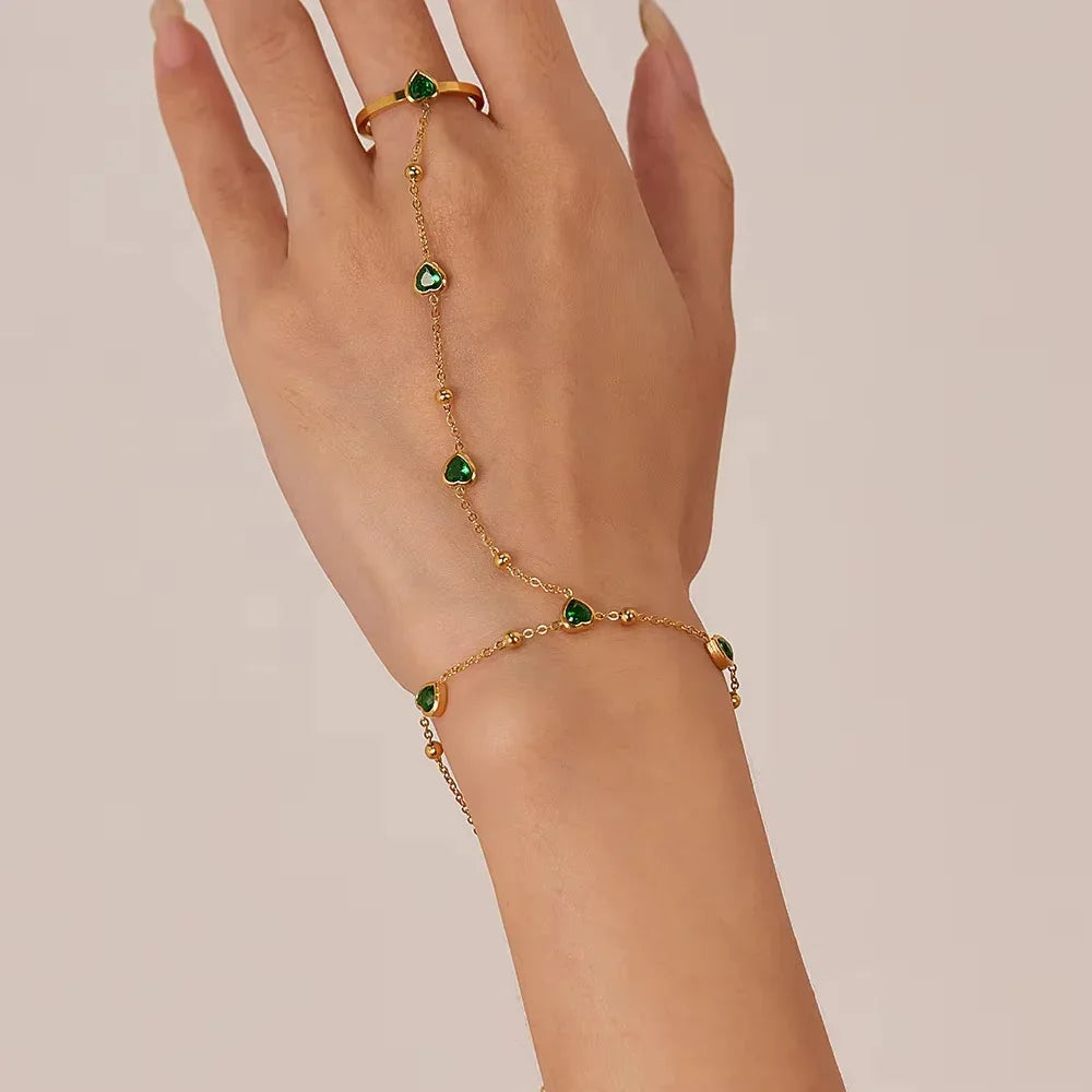 [GALE]Gladys Emerald Heart Hand Chain