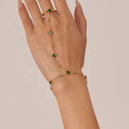 [GALE]Gladys Emerald Heart Hand Chain