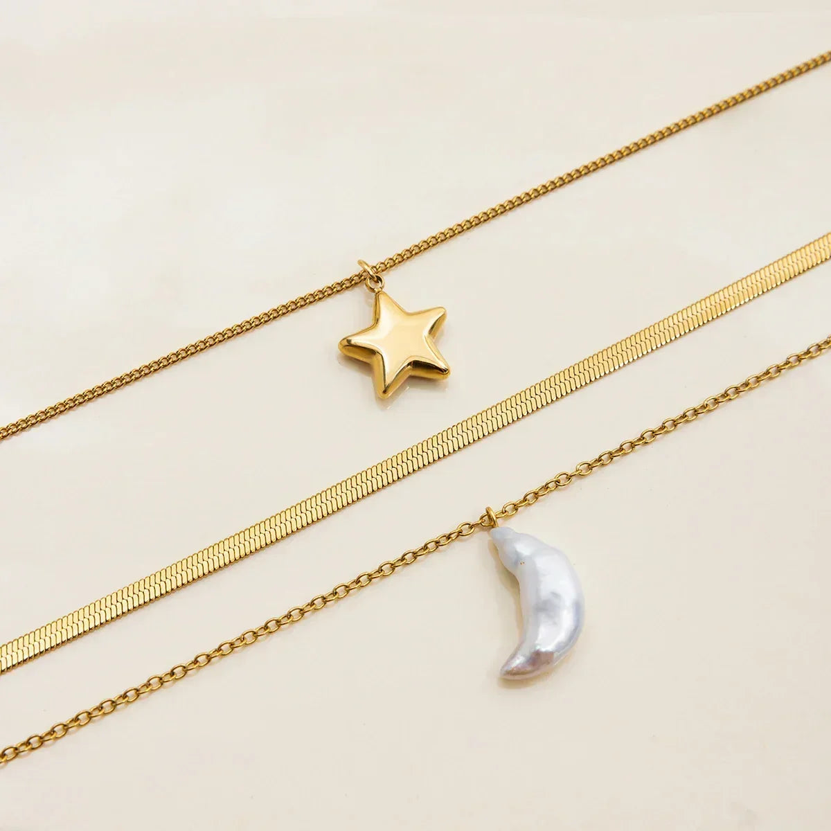 [GALE]Cirra Sun & Moon Layered Gold Necklace