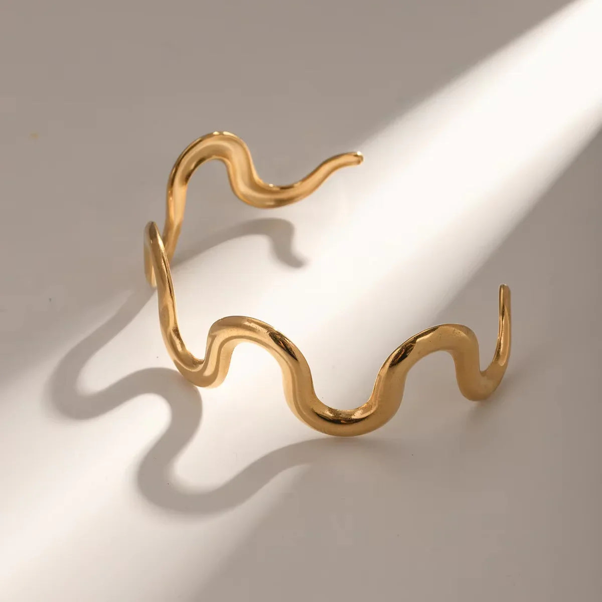 [GALE]Senna Twisted Gold Bangle