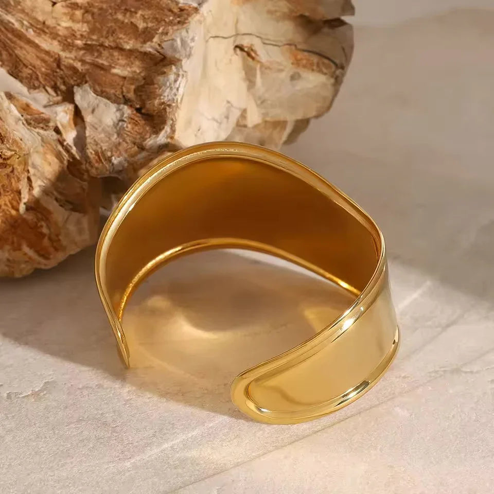 [GALE]Izza Smooth Gold Cuff