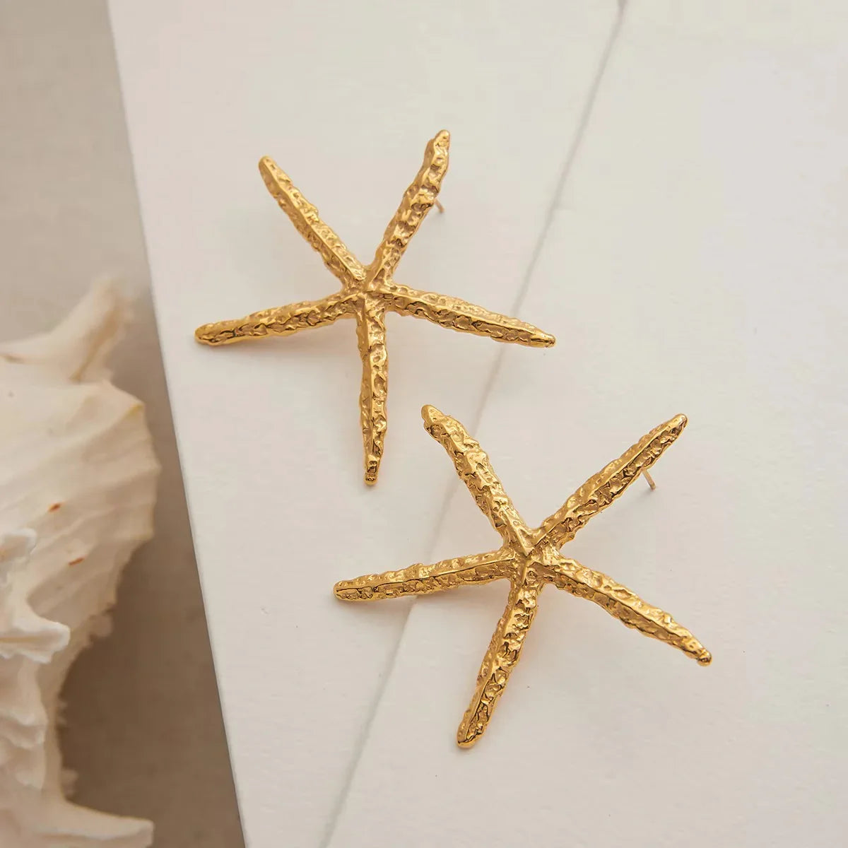 [GALE]Claudia Gold Starfish Earrings