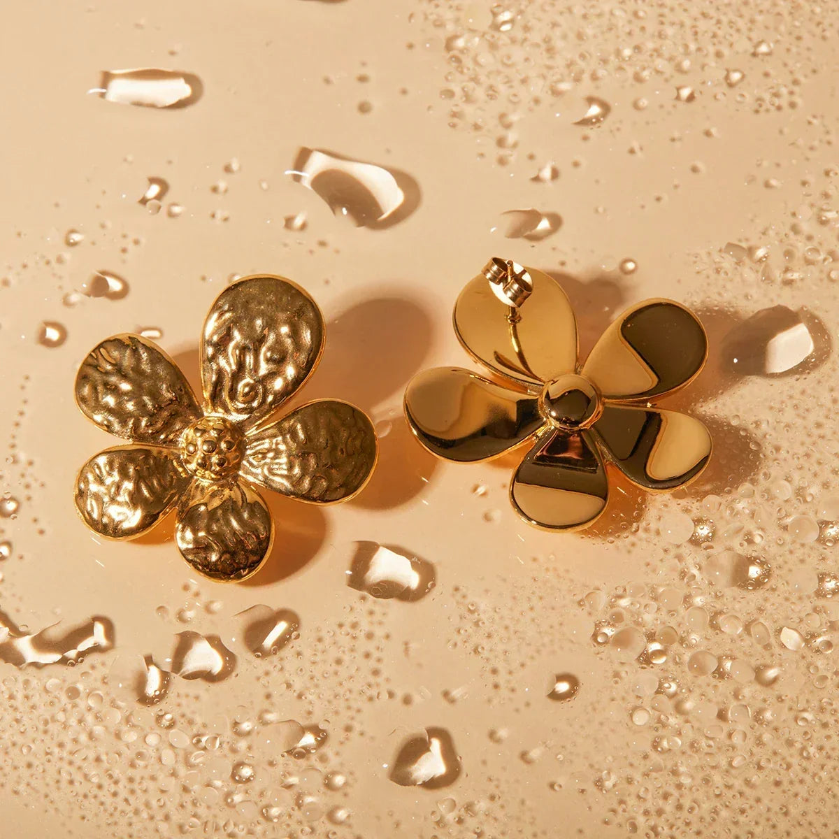 [GALE]Daisy Gold Earrings
