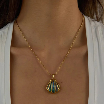 [GALE]Nixie Gold Seashell Pendant