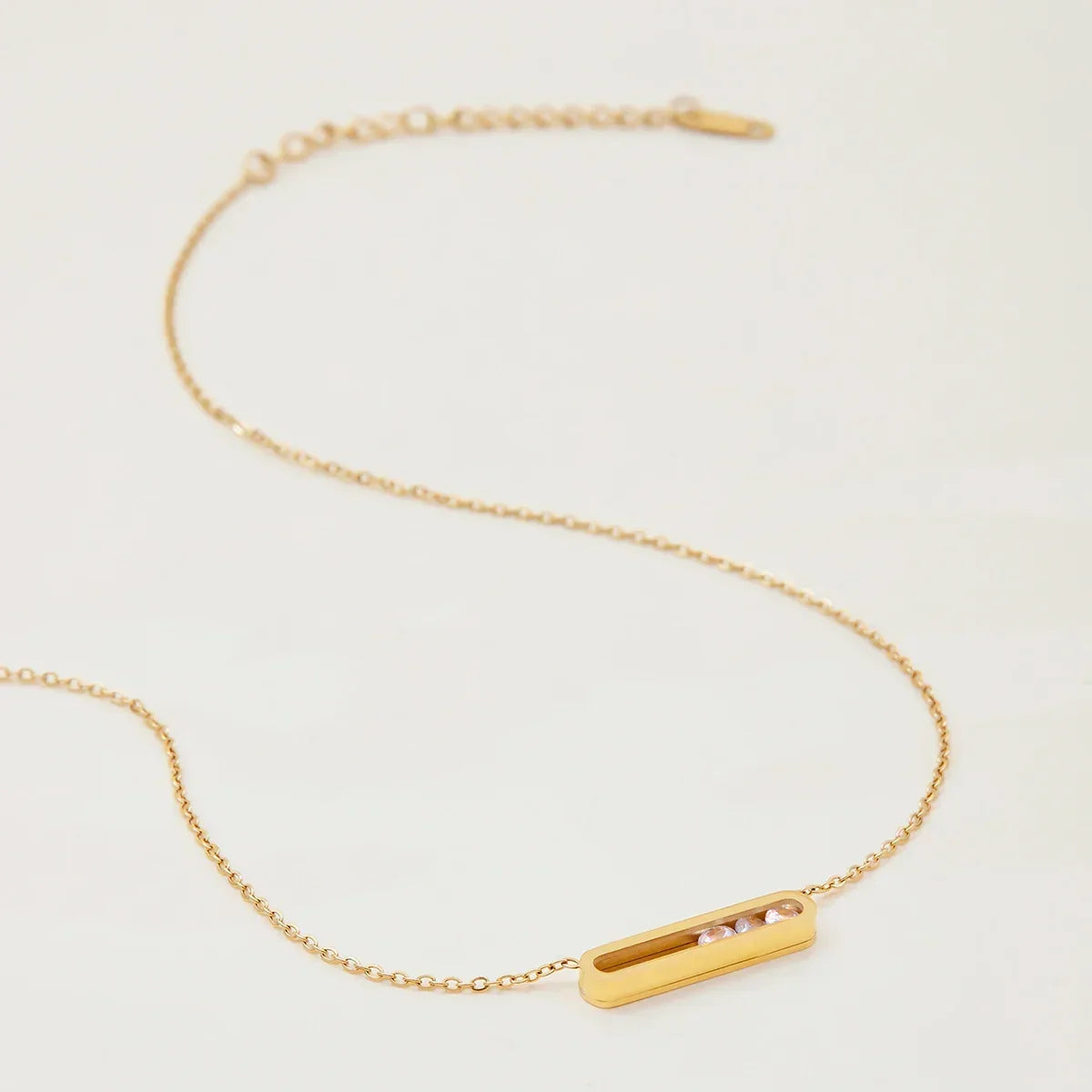 [GALE]Abby Sculpted Gold Pendant