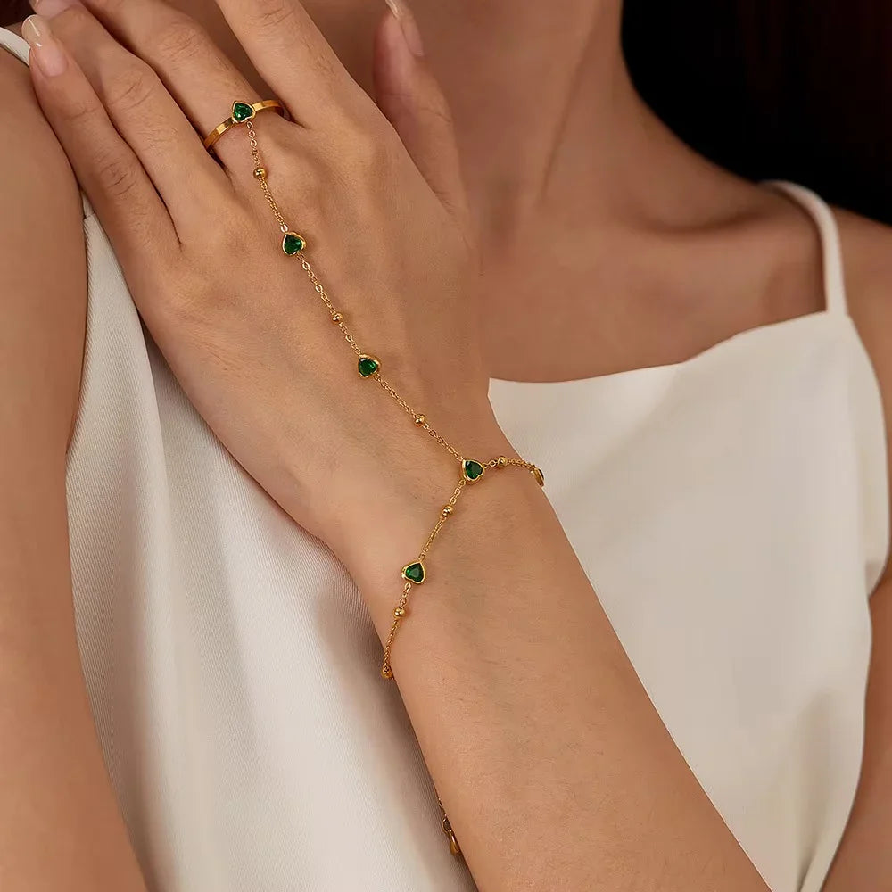 [GALE]Gladys Emerald Heart Hand Chain