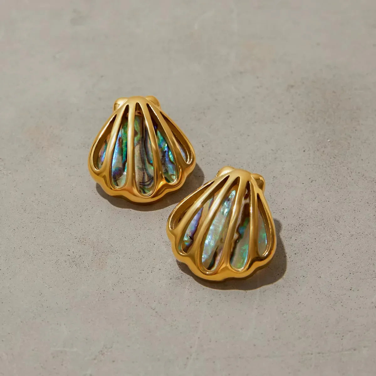 [GALE]Nixie Gold Seashell Earrings