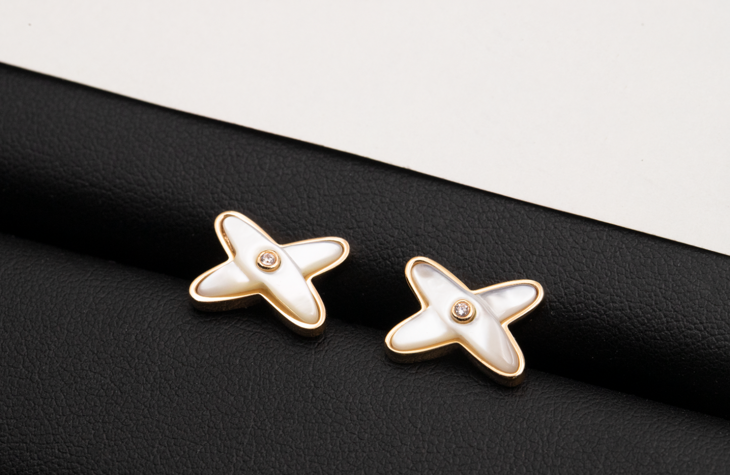 [GALE]JEUX DE WHITE POP ROSE GOLD DIAMOND EARRINGS