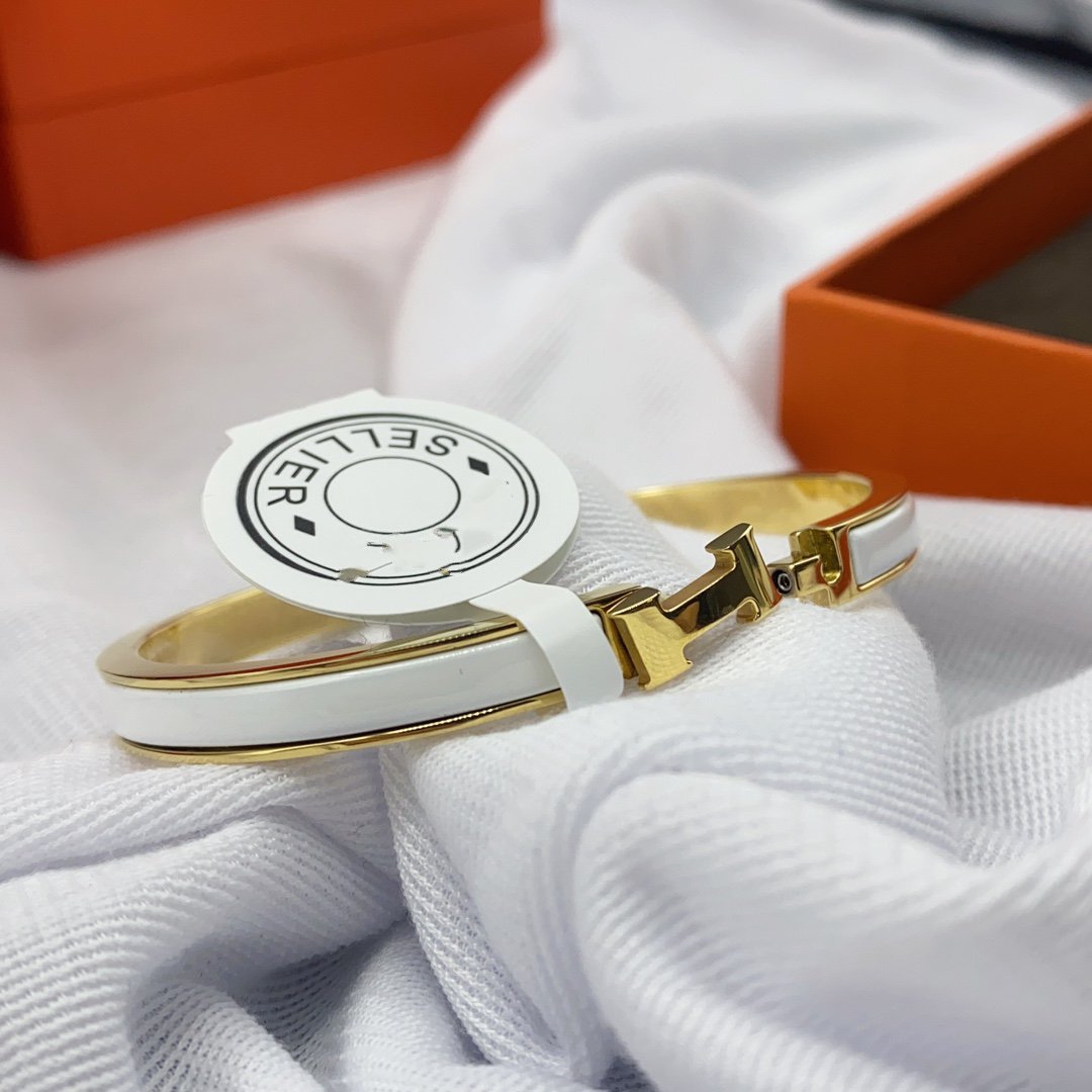 [GALE]CLASSIC HM CLIC WHITE 8MM ENAMEL BRACELET