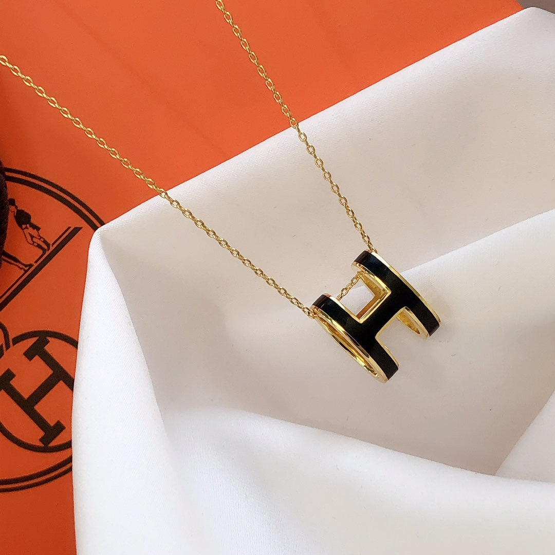 [GALE]HM CLIC SCHWARZES EMAIL-GOLD-KETTEN