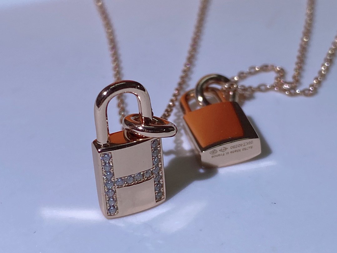 [GALE]HM ADVANCED NICHE LOCK HEAD NECKLACE DIAMONDS