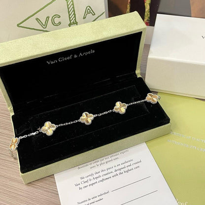 [GALE]CLOVER  5 MOTIFS  CHRISTMAS LIMITED EDITION BRACELET