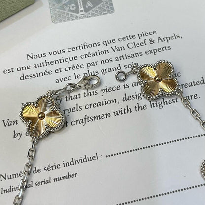 [GALE]CLOVER  5 MOTIFS  CHRISTMAS LIMITED EDITION BRACELET