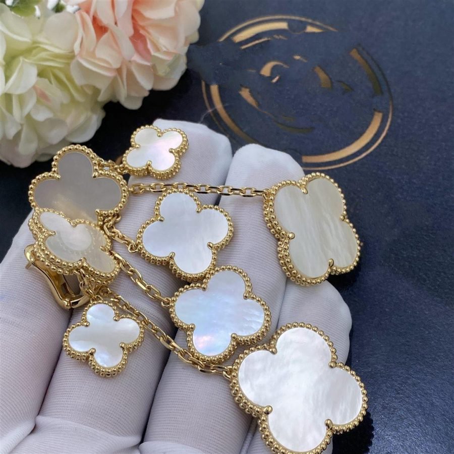 [GALE]CLOVER EARRINGS WHITE MOP 4 MOTIFS GOLD