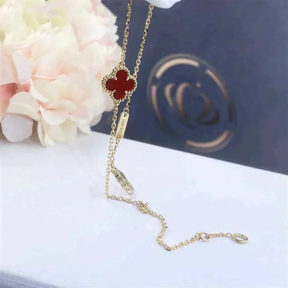 [GALE]CLOVER  CARNELIAN SINGLE FLOWER BRACELET